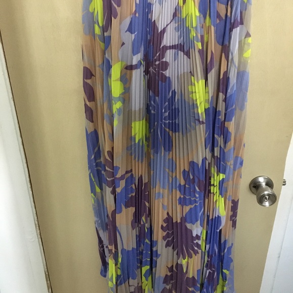 Maxi Coloful Dress - Picture 2 of 5